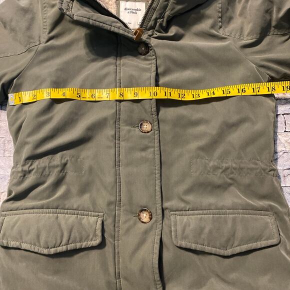 Small Abercrombie & Fitch coat - Picture 6 of 11